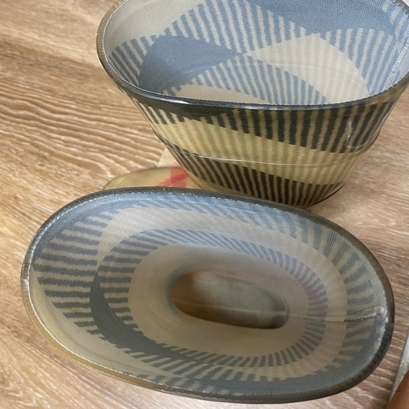 Burberry Rainboots - Picture 4 of 6